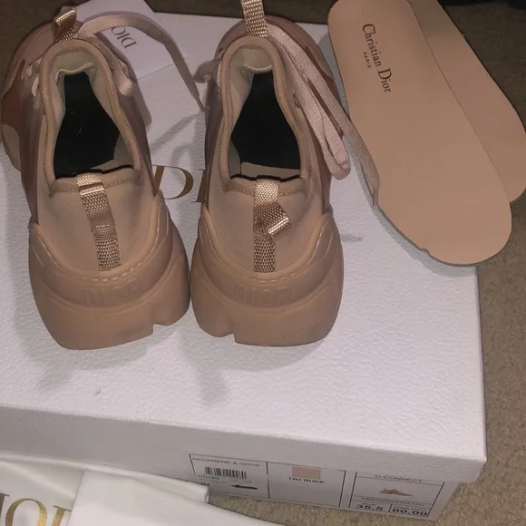 Women Dior Sneakers - Picture 3 of 6